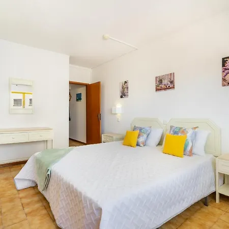 Rocha Oceanside By Encantos Do Algarve - 925 Apartment Portimao